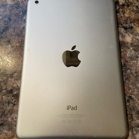 1st generation iPad mini 16 GB - Picture 5 of 8